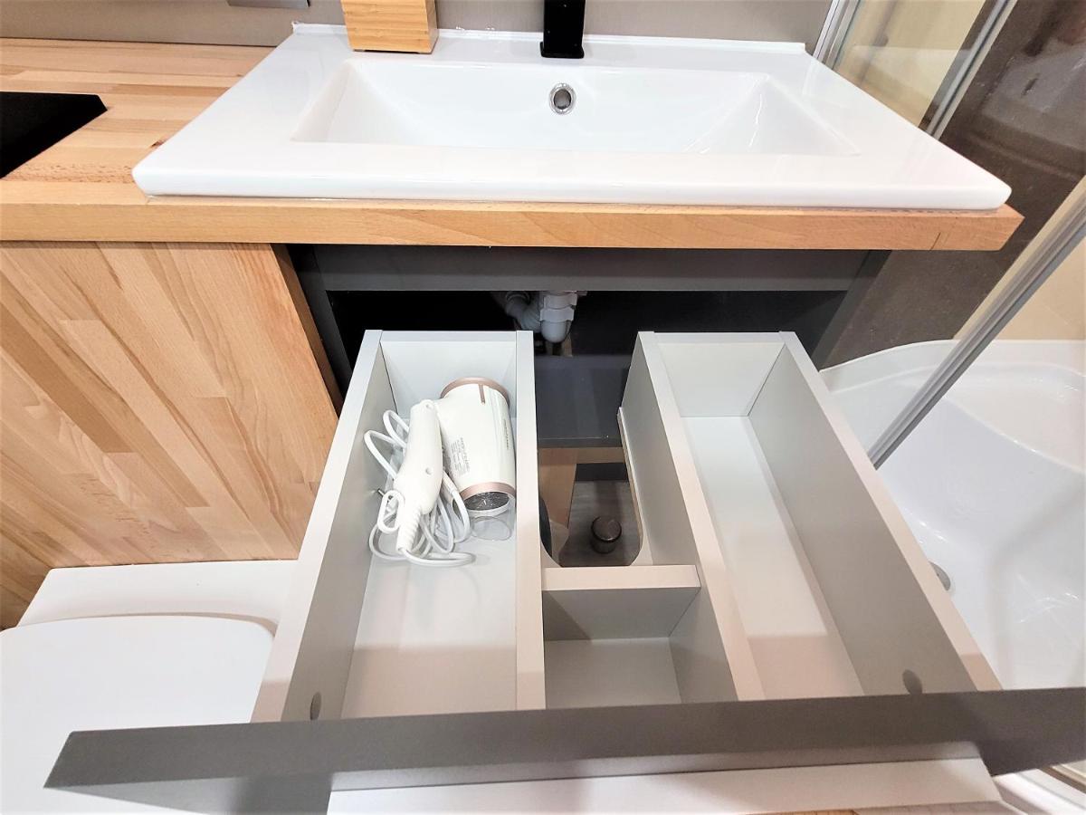 גליביצ'ה Apartament Radiostacja, Parking Free, Klimatyzacja מראה חיצוני תמונה